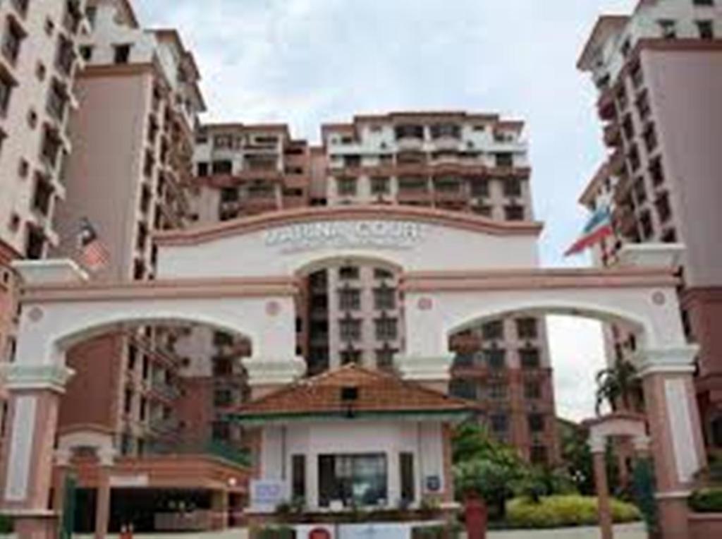 Marina Condominium Holiday Homestay Кота-Кинабалу Номер фото